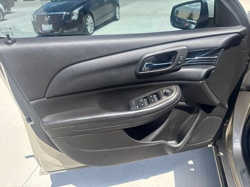 Used 2014 Chevrolet Malibu LTZ FWD image 9
