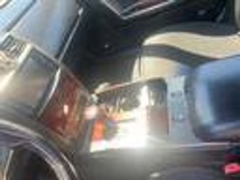 Used 2006 Cadillac XLR RWD image 16