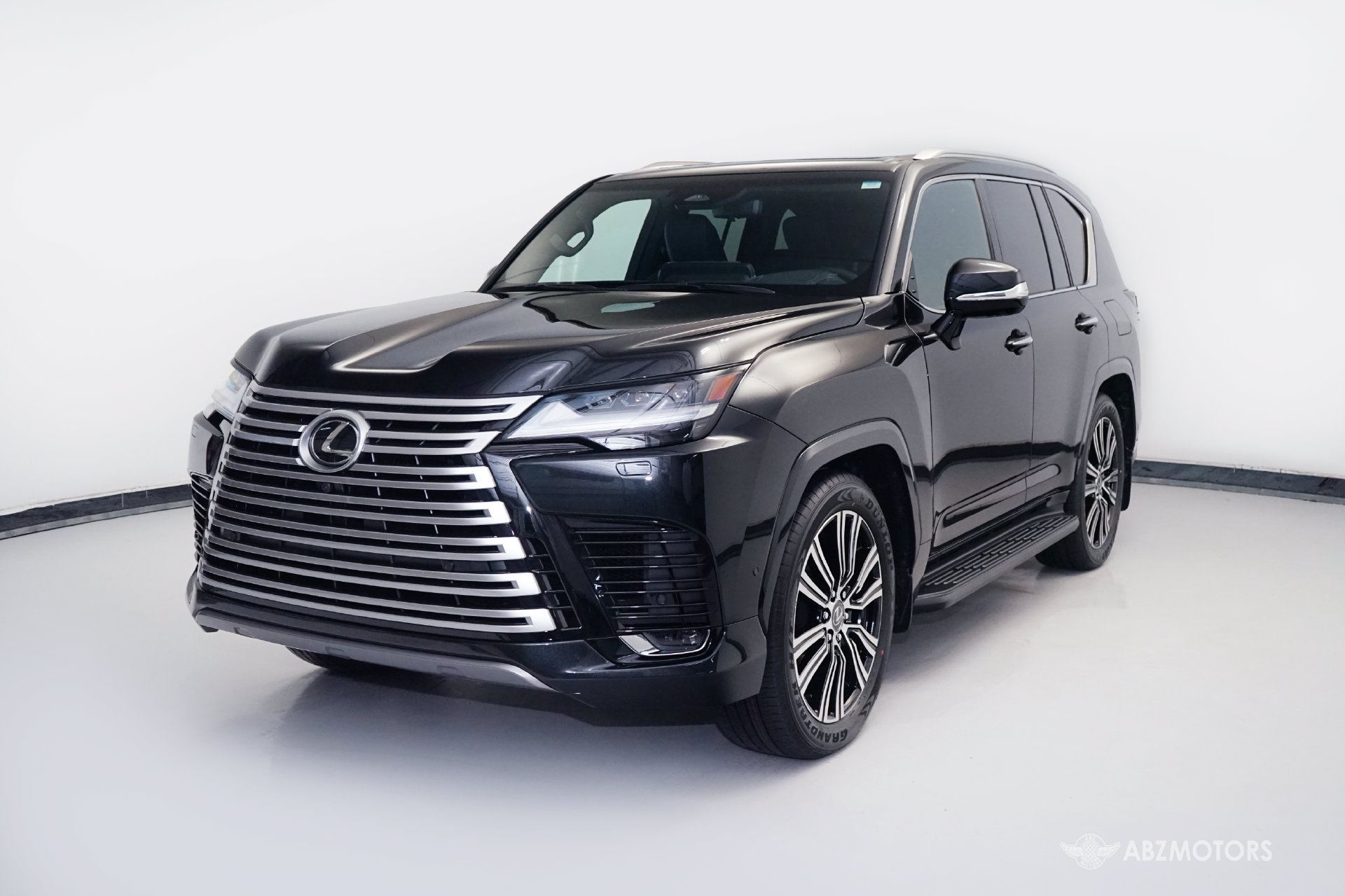 Used 2026 Lexus LX 700h Luxury AWD/4WD image 2