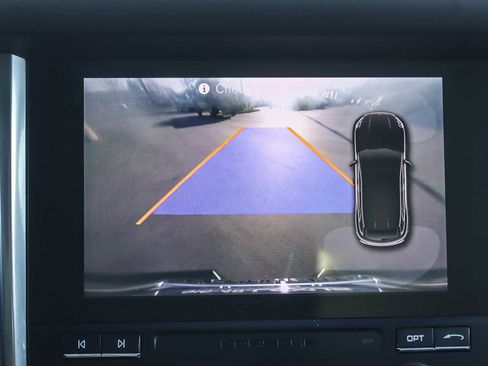 Used 2018 Porsche Macan GTS image 22