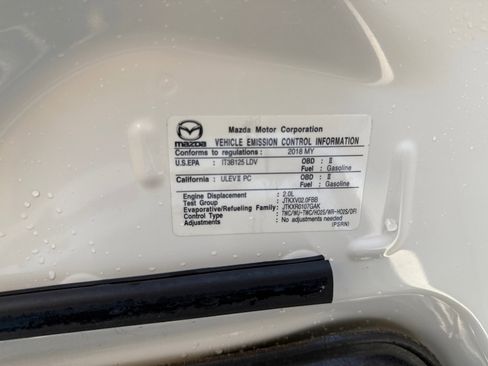 Used 2018 MAZDA MX-5 Miata Grand Touring image 22