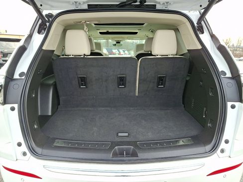 Certified 2024 Buick Enclave Avenir w/ Avenir Technology Package image 32