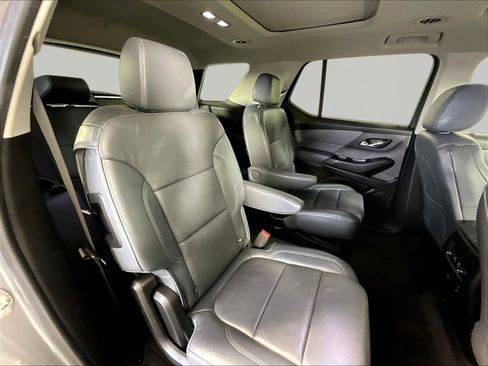 Used 2019 Chevrolet Traverse LT w/ LT Premium Package FWD image 25