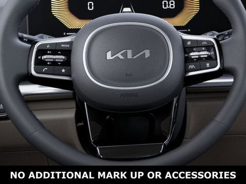 New 2026 Kia Carnival LXS image 22