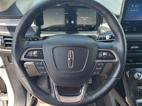 Used 2023 Lincoln Nautilus AWD w/ Premium Package image 19