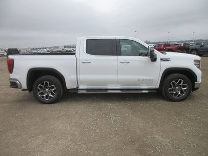 New 2026 GMC Sierra 1500 SLT w/ SLT Premium Plus Package