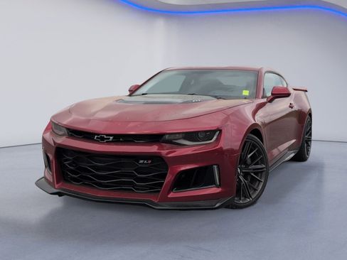 Used 2018 Chevrolet Camaro ZL1 image 2