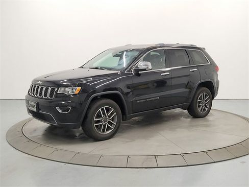 Used 2021 Jeep Grand Cherokee Limited image 3