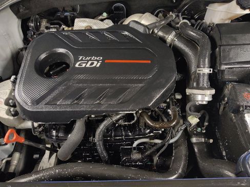 Used 2018 Hyundai Santa Fe Sport image 30