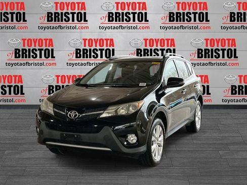 Used 2015 Toyota RAV4 Limited w/ Technology Package image 8