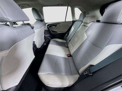 Used 2024 Toyota RAV4 Limited image 24