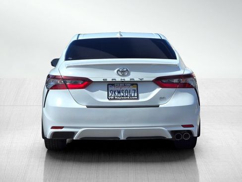 Used 2024 Toyota Camry SE FWD image 6