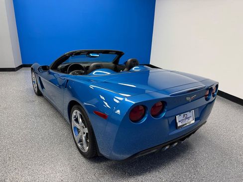 Used 2009 Chevrolet Corvette Convertible w/ Preferred Equipment Group RWD image 11