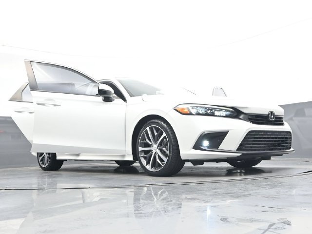 Used 2023 Honda Civic Touring image 41