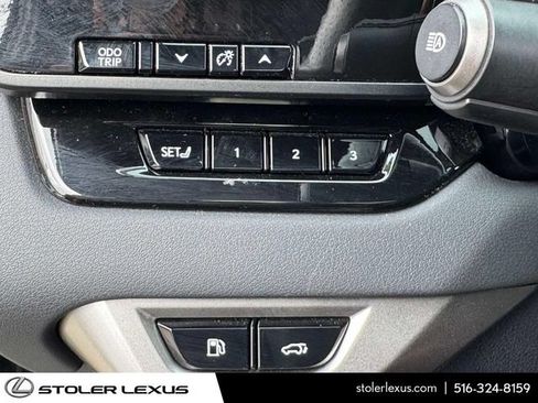 Used 2023 Lexus RX 350 F Sport w/ Accessory Package AWD/4WD image 28