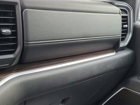 Used 2025 Chevrolet Silverado 1500 RST RWD image 27