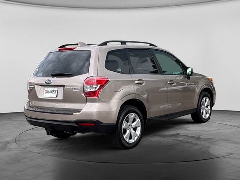 Used 2016 Subaru Forester 2.5i Premium w/ Popular Package #2 AWD/4WD image 8