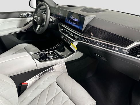 New 2026 BMW X5 sDrive40i w/ M Sport Package image 30