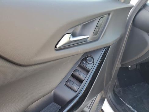 New 2026 Chevrolet Equinox LT w/ Convenience Package II image 7