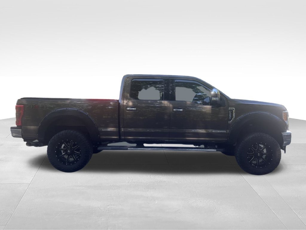 Used 2017 Ford F250 XLT w/ XLT Premium Package AWD/4WD image 5