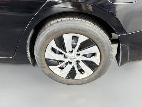 Used 2019 Nissan Altima 2.5 S FWD image 37