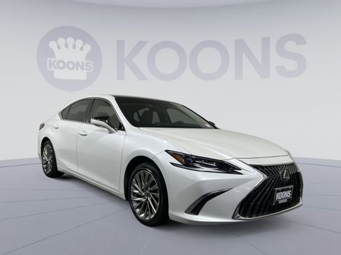 Used 2022 Lexus ES 350 Ultra Luxury image 10