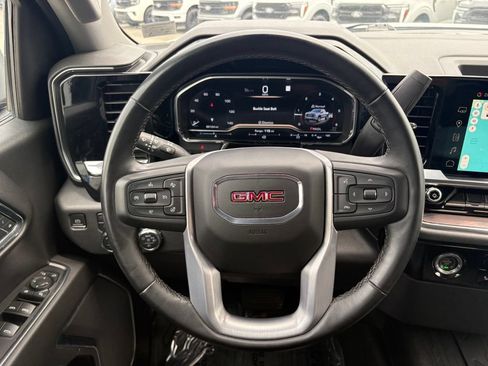 Used 2023 GMC Sierra 1500 SLT AWD/4WD image 27