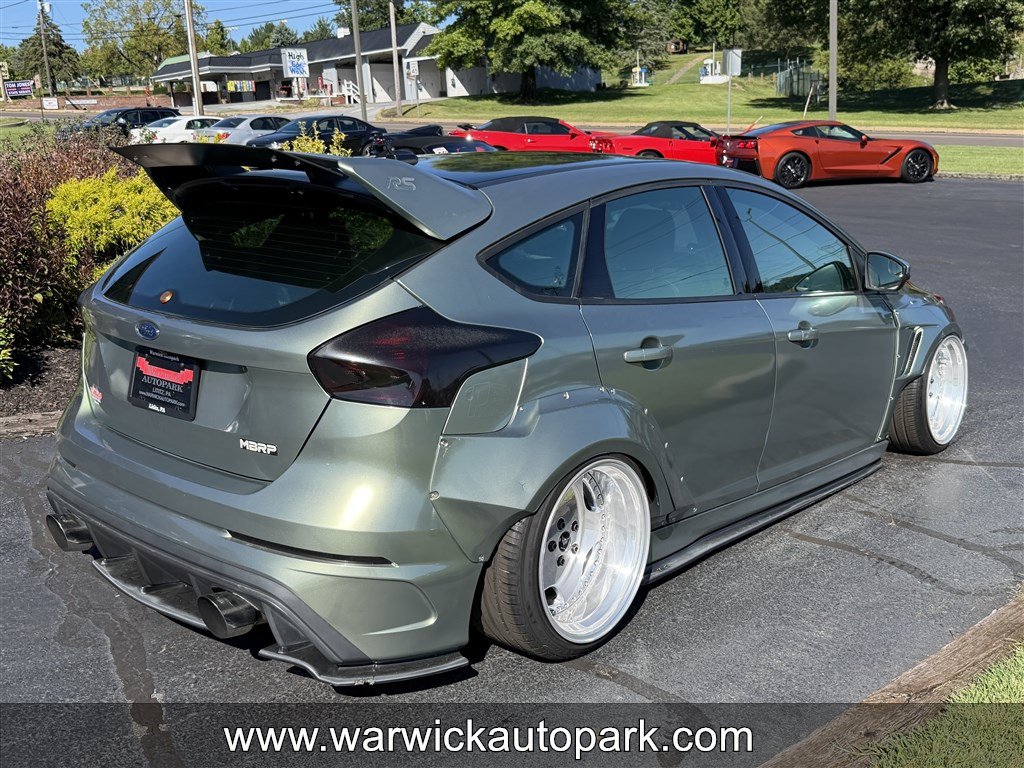 Used 2017 Ford Focus RS AWD/4WD image 14