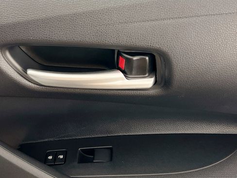 New 2026 Toyota Corolla SE image 32