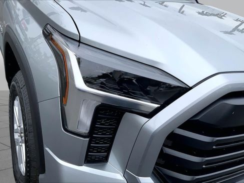 New 2026 Toyota Tundra SR5 RWD image 13
