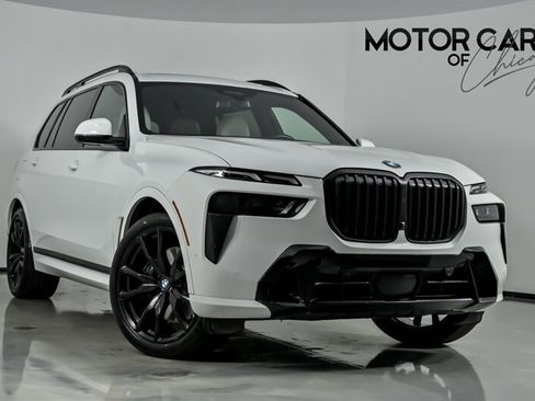 Used 2023 BMW X7 xDrive40i w/ M Sport Package AWD/4WD image 1