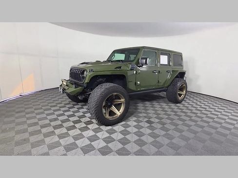 Used 2024 Jeep Wrangler Unlimited AWD/4WD image 49