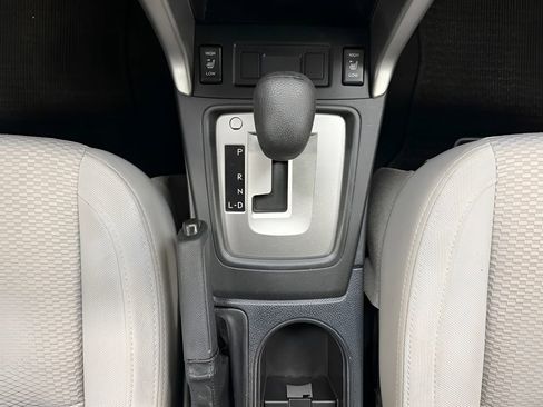 Used 2014 Subaru Forester 2.5i Premium AWD/4WD image 25