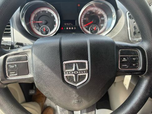 Used 2014 Dodge Grand Caravan SE w/ Quick Order Package 29E SE FWD image 22