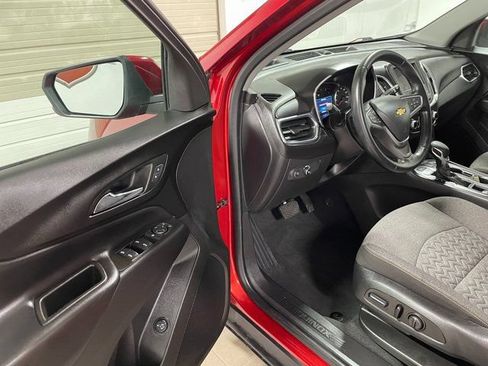 Used 2023 Chevrolet Equinox LT AWD/4WD image 10