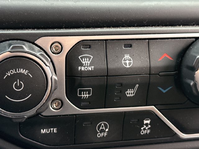 Used 2023 Jeep Gladiator Sport AWD/4WD image 36