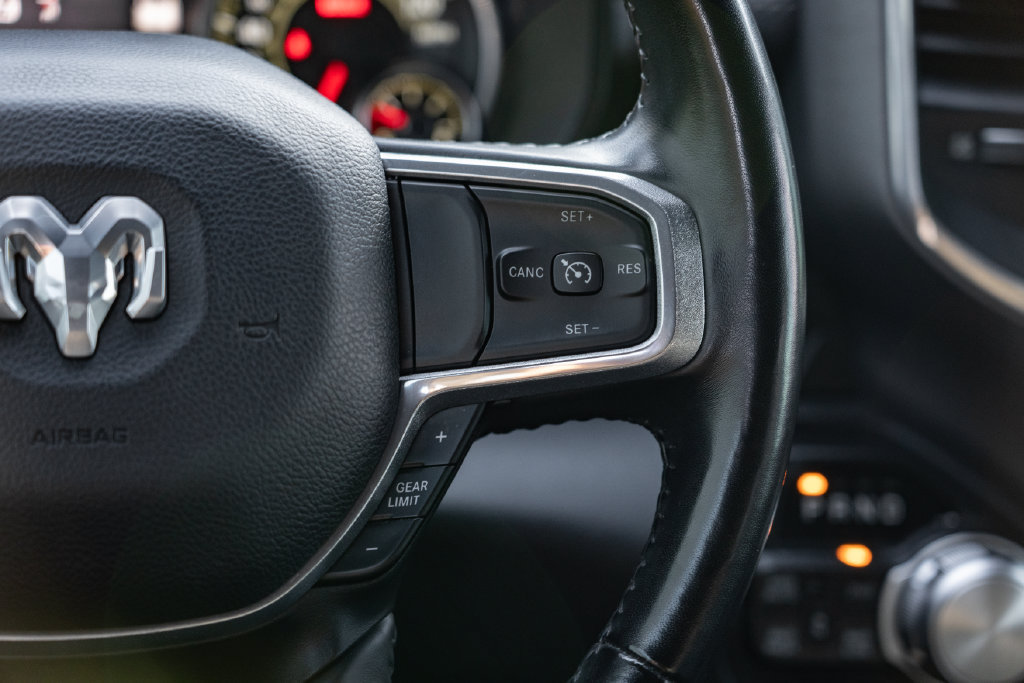 Used 2021 RAM 1500 Laramie AWD/4WD image 15