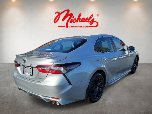 Used 2024 Toyota Camry SE FWD image 5