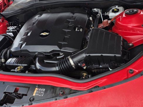 Used 2015 Chevrolet Camaro LS RWD image 17