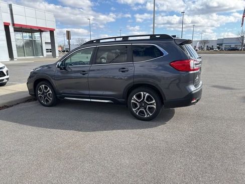 Used 2023 Subaru Ascent Limited w/ Technology Package AWD/4WD image 7