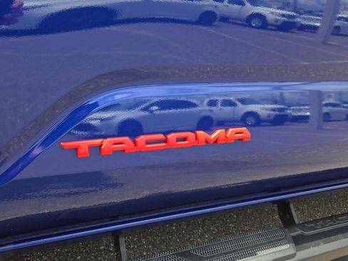 Certified 2025 Toyota Tacoma SR5 RWD image 29