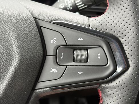 New 2026 Chevrolet Trax RS w/ Sunroof Package image 28