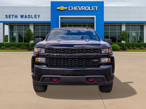 Used 2021 Chevrolet Silverado 1500 Custom Trail Boss w/ LPO, Dark Essentials Package image 2