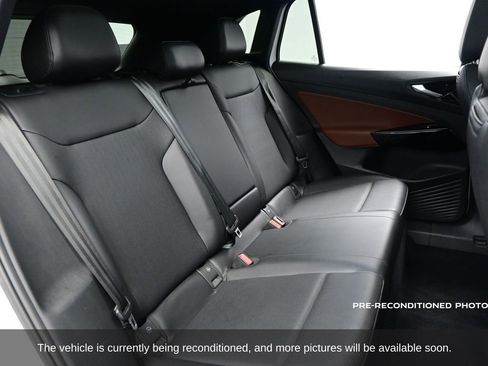 Used 2022 Volkswagen ID.4 Pro S w/ Gradient Package image 30