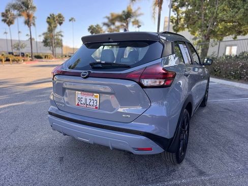 Certified 2023 Nissan Kicks SR w/ SR Premium Package FWD image 8