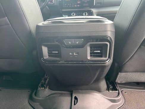 Used 2024 GMC Sierra 1500 AT4 w/ Technology Package AWD/4WD image 25