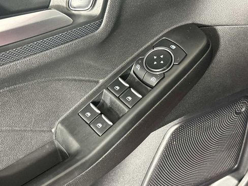 Used 2025 Ford Escape ST-Line image 11