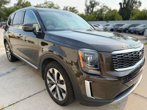 Used 2021 Kia Telluride S FWD image 7