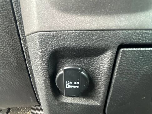 Used 2014 RAM 1500 Express AWD/4WD image 27