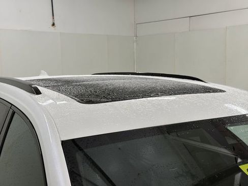 Certified 2025 Cadillac XT6 Sport w/ Platinum Package image 19